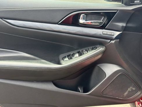 Used 2023 Nissan Maxima Platinum w/ Sport Mat Group FWD image 11