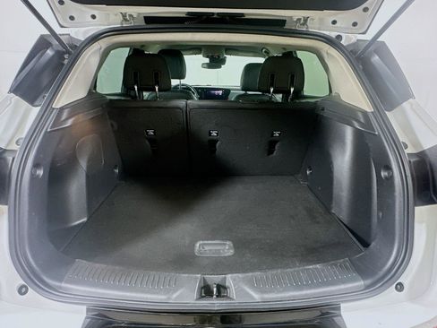 Used 2024 Buick Encore GX Sport Touring FWD image 27