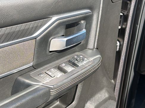 Certified 2025 RAM 2500 Big Horn AWD/4WD image 15