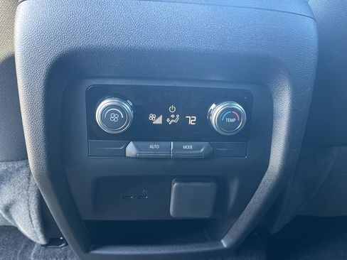 New 2026 GMC Acadia Elevation image 14