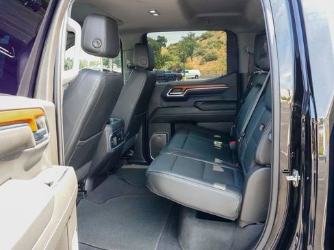 Used 2023 GMC Sierra 1500 Denali w/ Denali Reserve Package AWD/4WD image 14