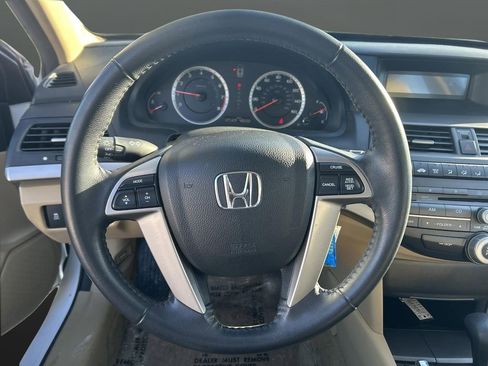 Used 2011 Honda Accord SE image 17