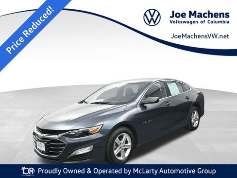 Used 2020 Chevrolet Malibu LS FWD image 1