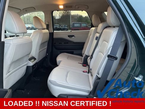 Certified 2023 Nissan Pathfinder SL w/ Cargo Package AWD/4WD image 18