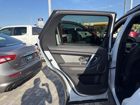 Used 2021 Land Rover Discovery Sport S R-Dynamic image 32