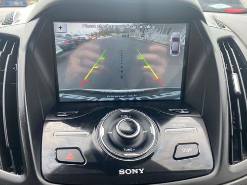 Used 2018 Ford Escape Titanium FWD image 13