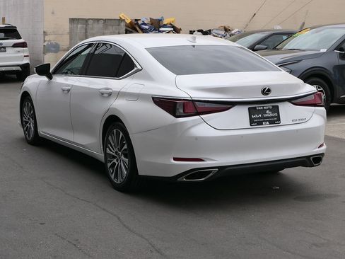 Used 2020 Lexus ES 350 w/ Premium Package FWD image 6