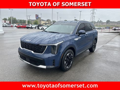 Used 2025 Kia Sorento S FWD image 1