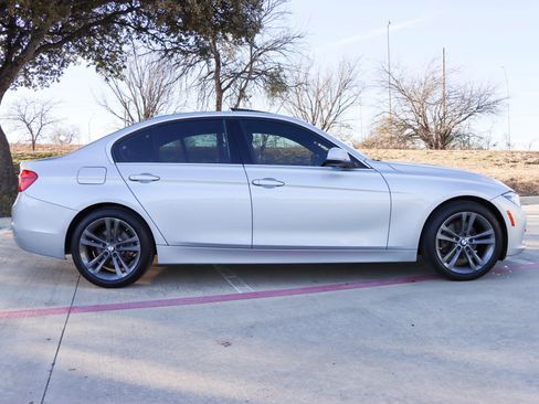 Used 2017 BMW 330i Sedan image 8