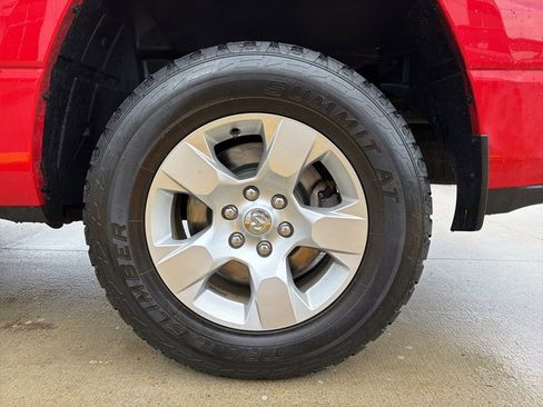 Used 2020 RAM 1500 Big Horn AWD/4WD image 8