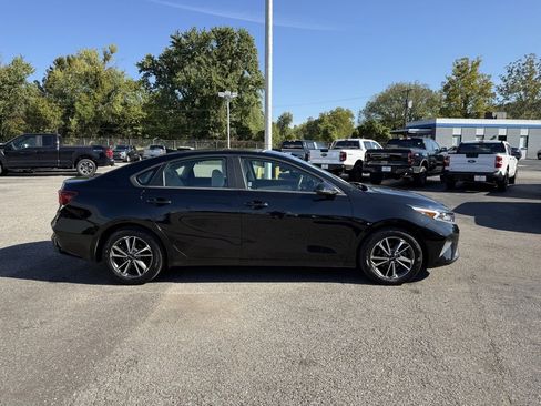 Used 2023 Kia Forte LXS w/ LXS Technology Package image 10