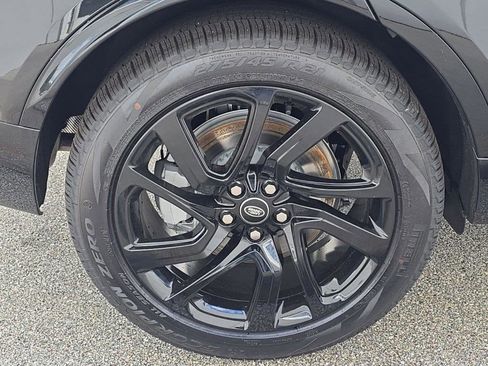 New 2025 Land Rover Discovery Dynamic SE image 6