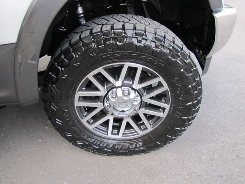 Used 2019 Ford F250 Lariat w/ Lariat Value Package image 24