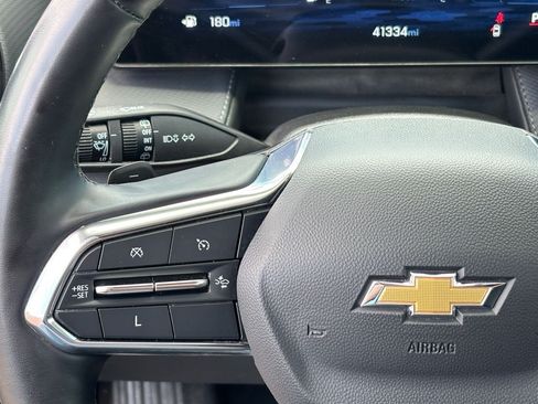 Used 2025 Chevrolet Equinox LT FWD image 18