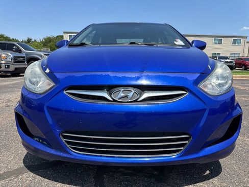 Used 2012 Hyundai Accent GLS w/ Premium Pkg 3 FWD image 2