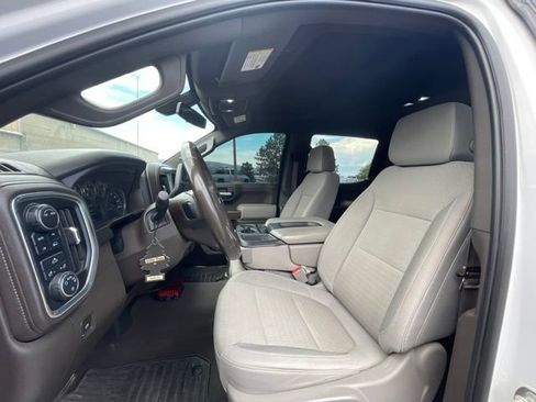 Used 2020 Chevrolet Silverado 1500 LT w/ Convenience Package AWD/4WD image 6