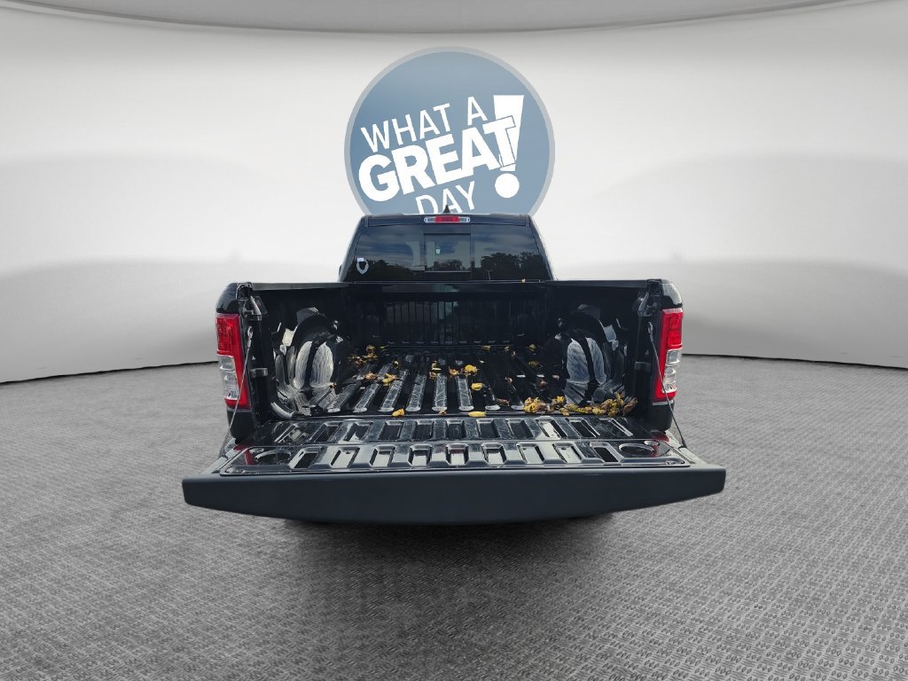 Used 2022 RAM 1500 Big Horn AWD/4WD image 23