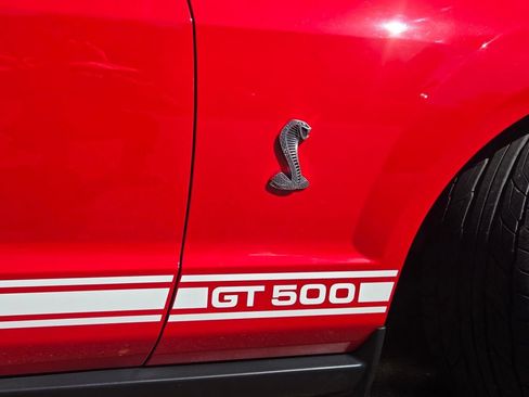 Used 2008 Ford Mustang Shelby GT500 RWD image 12