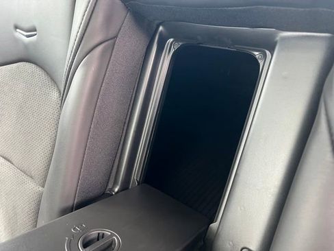 Used 2019 Cadillac CTS V w/ Luxury Package RWD image 16