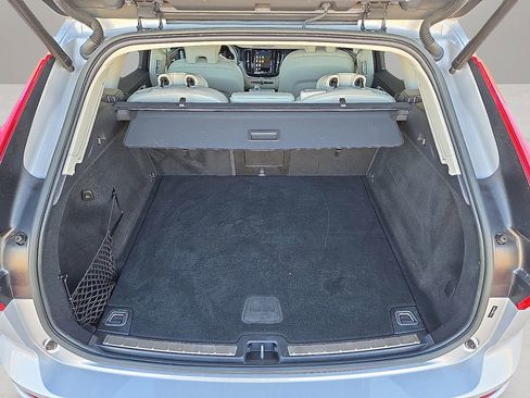 Certified 2023 Volvo XC60 B5 Ultimate image 15