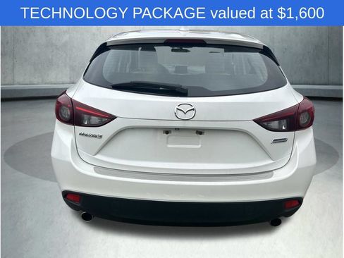 Used 2014 MAZDA MAZDA3 i Touring w/ Technology Package FWD image 4