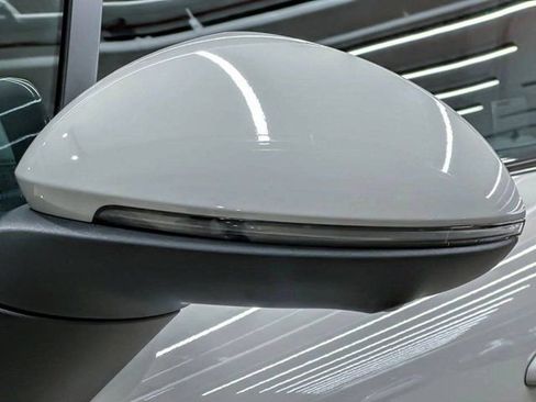 Certified 2025 Porsche Cayenne Coupe image 42