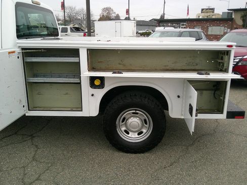 Used 2015 Ford F250 XL image 18