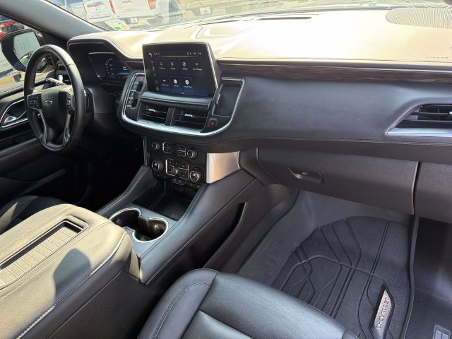 Used 2023 Chevrolet Tahoe Z71 w/ Z71 Off-Road Package AWD/4WD image 16