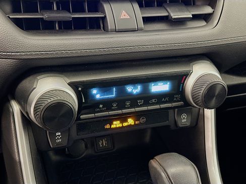 Used 2024 Toyota RAV4 LE image 24