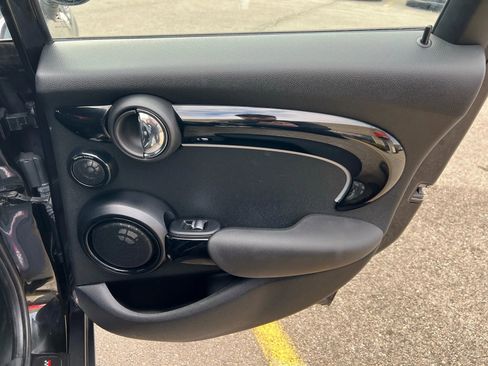 Used 2016 MINI Cooper S image 28