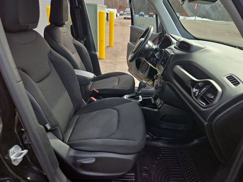 Used 2020 Jeep Renegade Altitude image 25