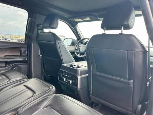 Used 2021 Ford Expedition Max Limited AWD/4WD image 17