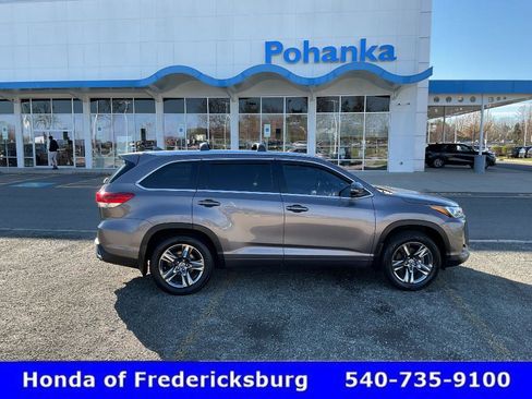 Used 2019 Toyota Highlander Limited Platinum image 7
