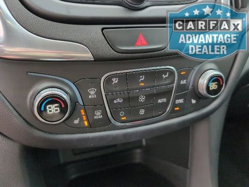 Used 2021 Chevrolet Equinox LT FWD image 23