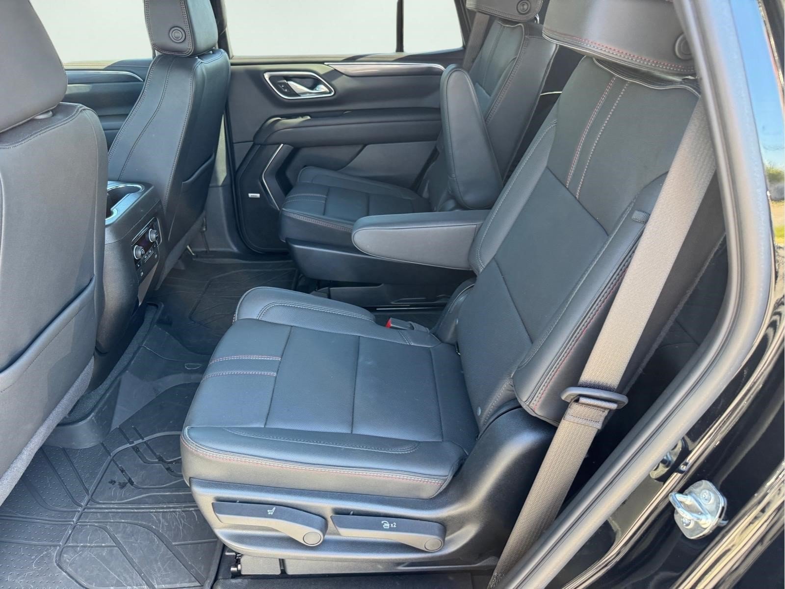 Used 2024 Chevrolet Tahoe RST w/ Luxury Package AWD/4WD image 13