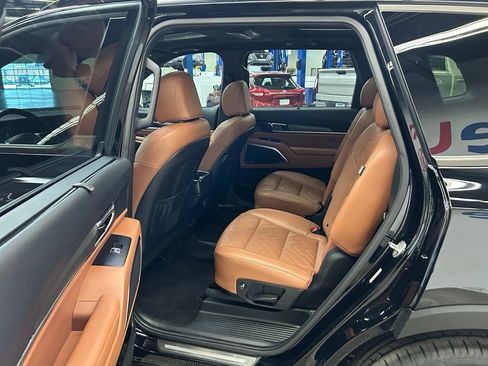 Used 2023 Kia Telluride SX X-Line AWD/4WD image 18