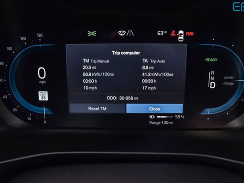 Used 2023 Volvo XC40 Recharge Plus AWD/4WD image 17