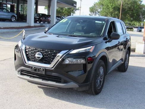 Used 2023 Nissan Rogue S AWD/4WD image 7