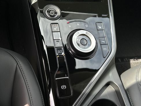 New 2026 Kia Niro Wind FWD image 26