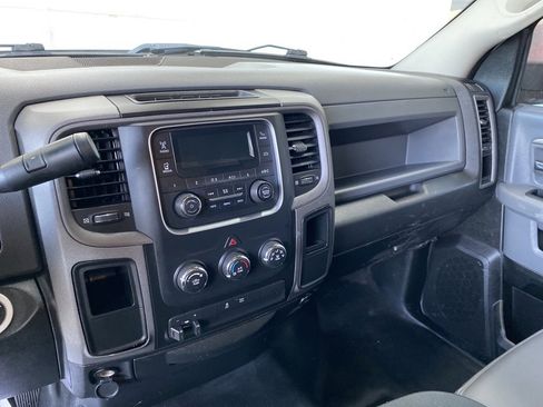 Used 2018 RAM 2500 Tradesman w/ Power & Remote Entry Group image 19