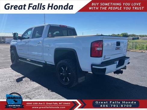 Used 2016 GMC Sierra 2500 Denali w/ Driver Alert Package AWD/4WD image 6