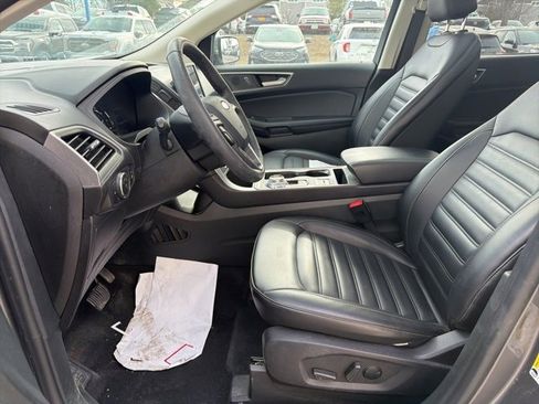 Used 2024 Ford Edge SEL w/ Convenience Package image 16