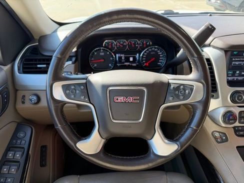 Used 2019 GMC Yukon XL SLT image 17