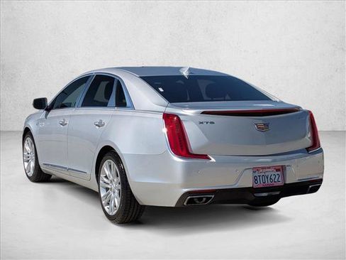 Used 2019 Cadillac XTS Luxury FWD image 8