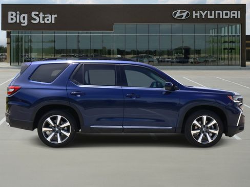 Used 2025 Honda Pilot Elite image 5