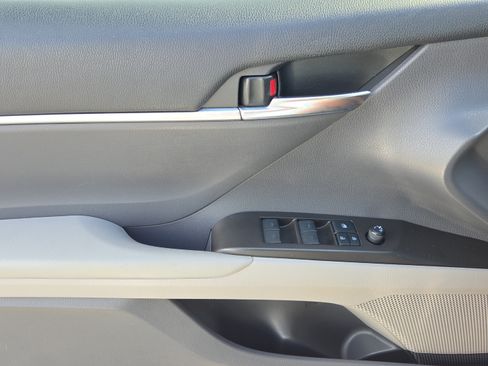 Certified 2022 Toyota Camry SE w/ Audio Upgrade Package FWD image 16