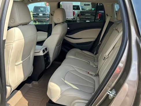 Used 2018 Buick Envision Essence AWD/4WD image 10