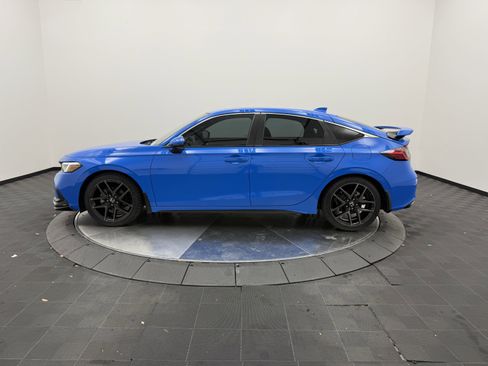 Used 2022 Honda Civic Sport Touring image 4