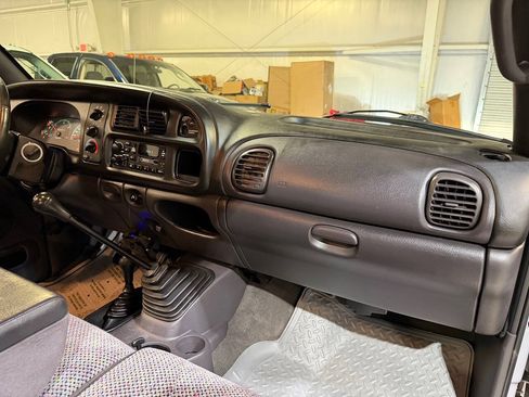 Used 2001 Dodge Ram 2500 Truck 4x4 Quad Cab image 28