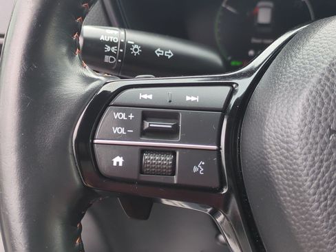 Certified 2023 Honda CR-V Sport Touring image 12